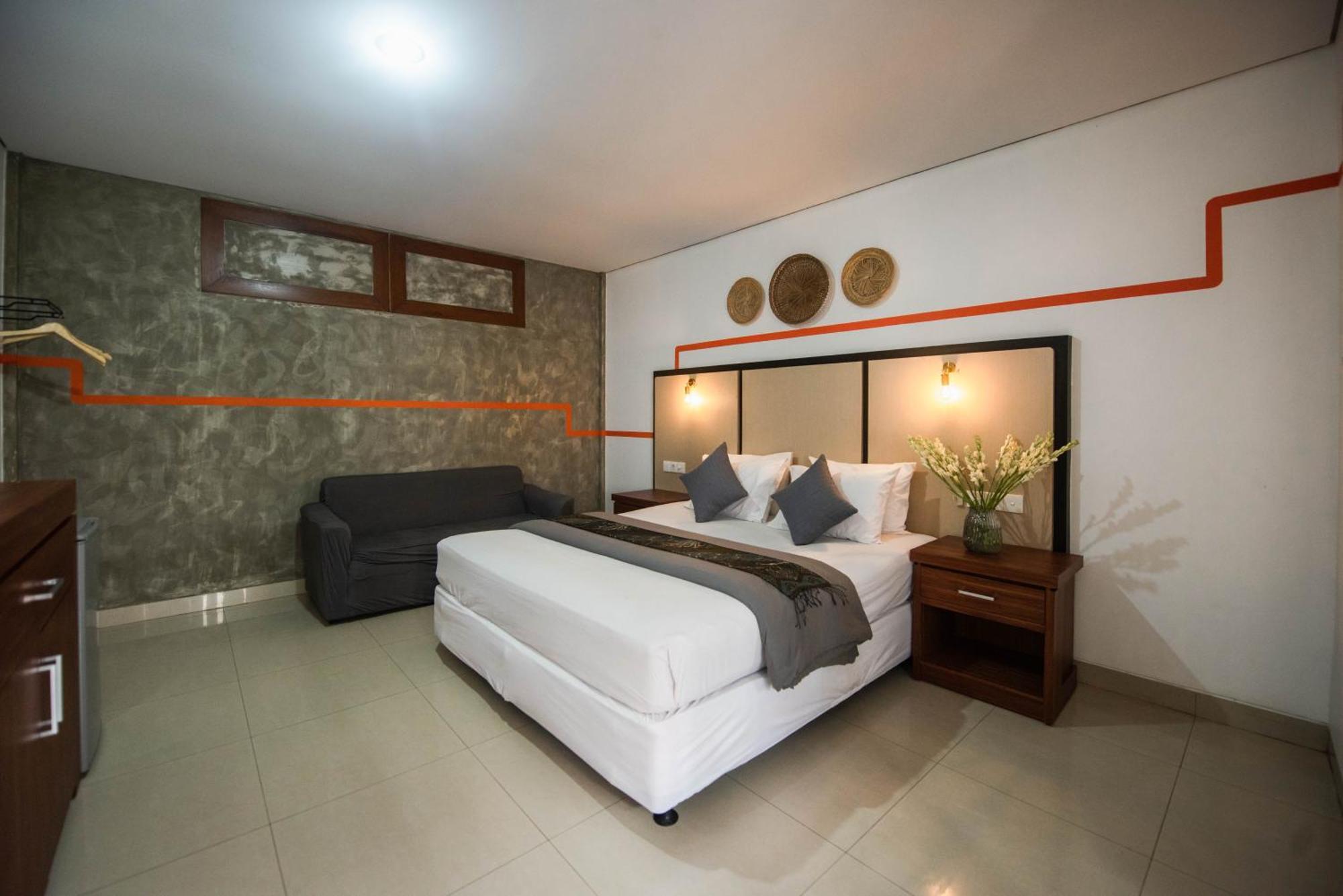 Sandat Hotel Legian Экстерьер фото